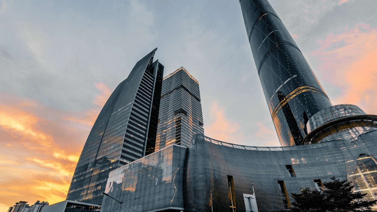 Why Crypto Companies Are Moving to Dubai: The Ultimate Financial Hub for Digital Innovation