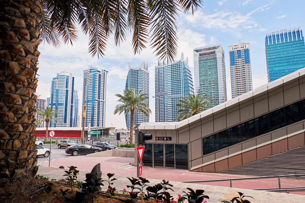 Premium Abu Dhabi locations Al Maryah Island and Yas Island for high-value mortgages