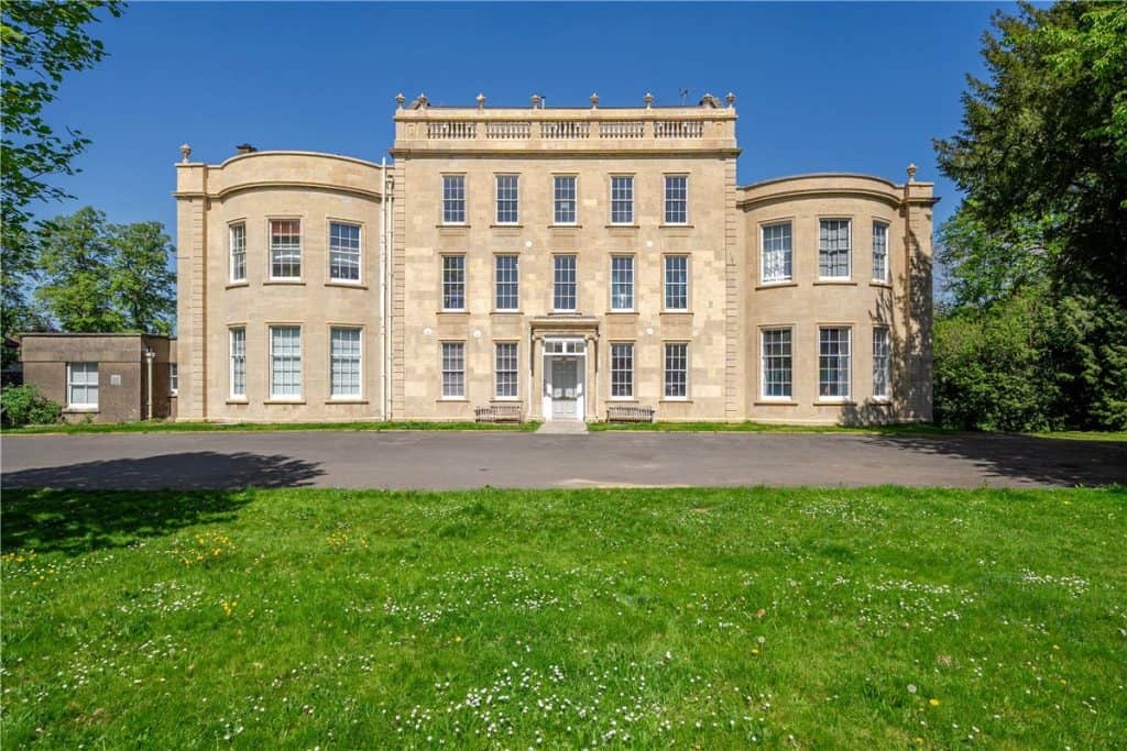 16-Bedroom Historic House