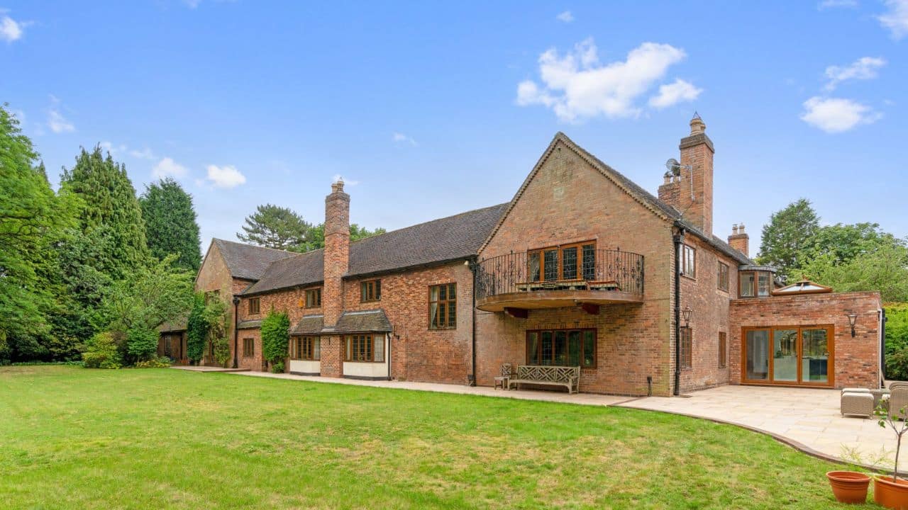 Properties for Sale in Stoke-on-Trent: Your Complete 2025 Buyer and Investor Guide