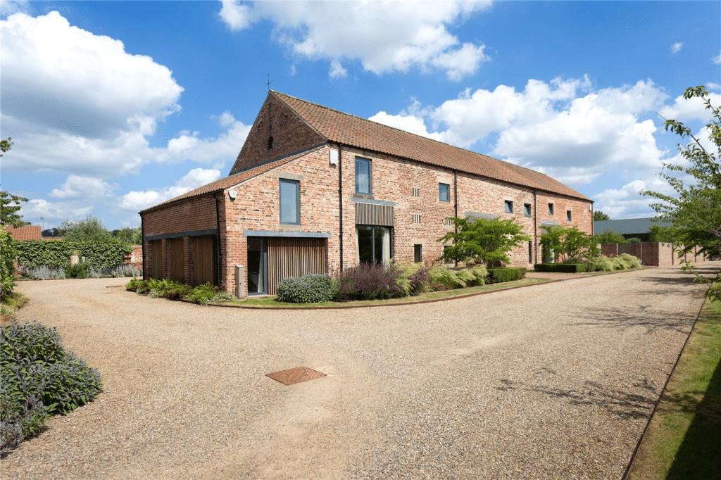 Elmsall Barn