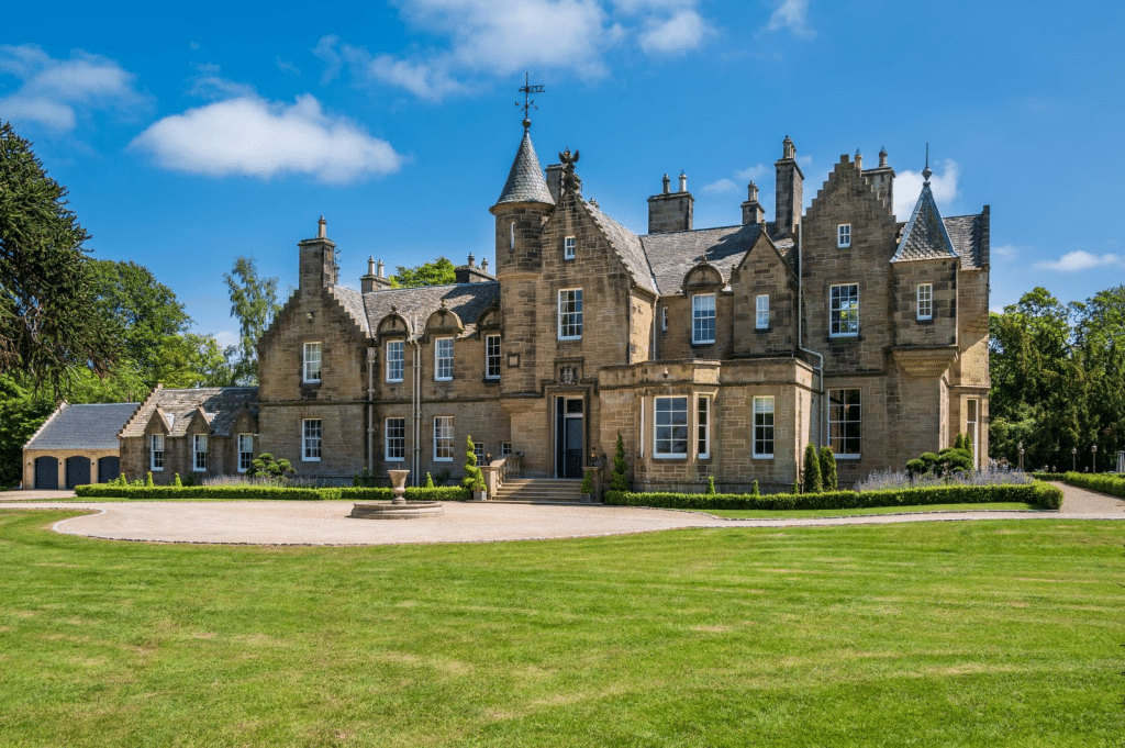 Ormiston Castle, Kirknewton