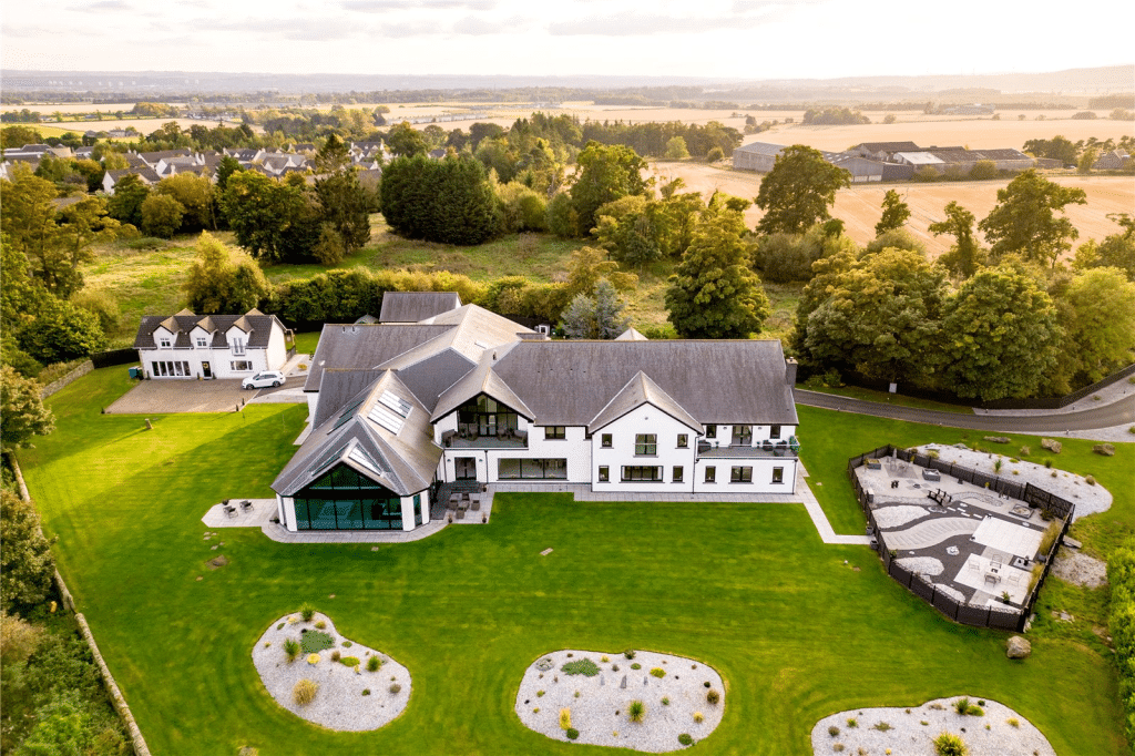 Brackenber House, Falkirk