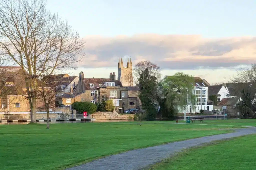 Cambridge Fringe Towns (Ely, St Neots)